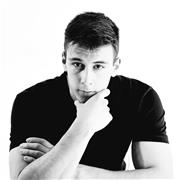 Me defino como una persona alisio así por el deporte y muy comprometido con los restos en los que estoy